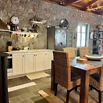 Дом отдыха Hermione Hills Luxury By Goutos Luxury Living