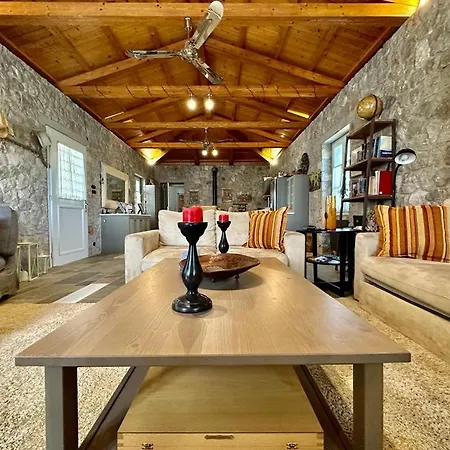 Дом отдыха Hermione Hills Luxury By Goutos Luxury Living *