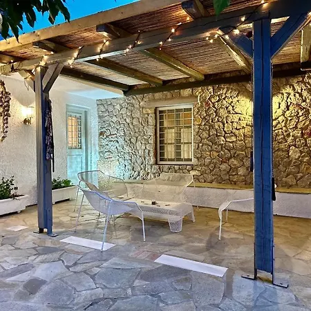 Сasa de vacaciones Hermione Hills Luxury By Goutos Luxury Living *