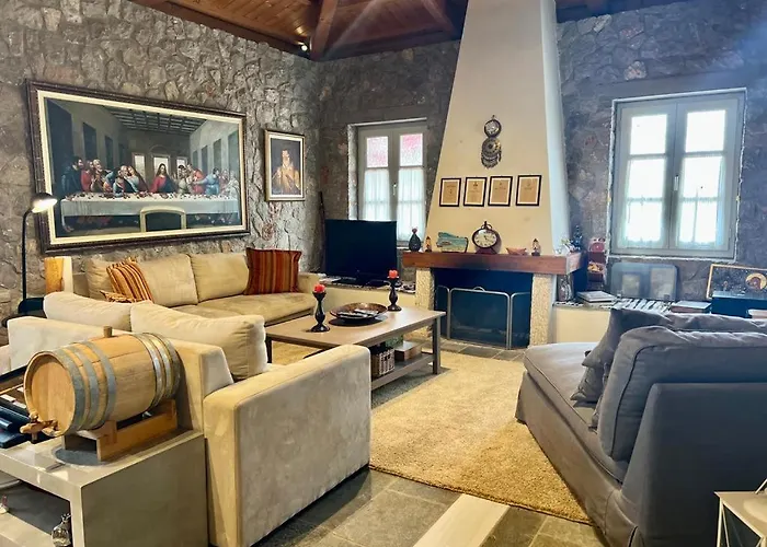 Hermione Hills Luxury By Goutos Luxury Living 펜션 *