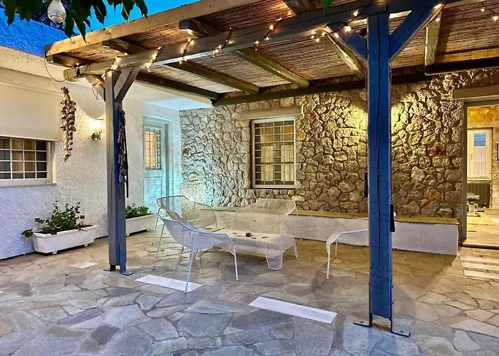 Сasa de vacaciones Hermione Hills Luxury By Goutos Luxury Living *